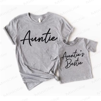 AUNTIE/ AUNTIE'S BESTIE Letters Grey Family T-Shirt