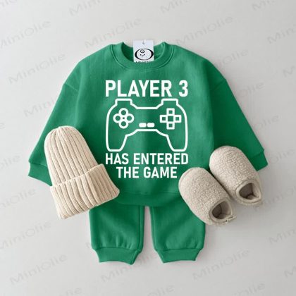 PLAYER 3 HAS ENTERED THE GAME Baby Simple Sweatshirt 2-piece Green Set