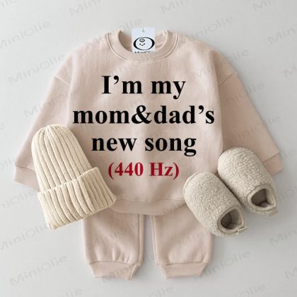 I'M MY MOM&DAD'S NEW SONG(440 HZ) Baby Sweatshirt 2-piece Beige Set