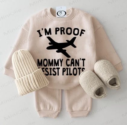 I'M PROOF MOMMY CAN'T RESIST PILOTS Baby Beige Sweatshirt 2-piece Set